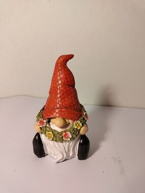 Gnome Holding Flower Wreath